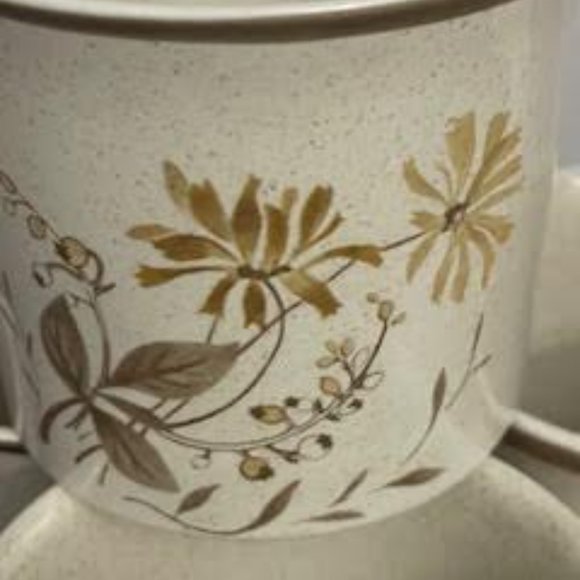 Royal Doulton Sandsprite Design Mugs/Cups.  Set of 4 Mid Century Drinkware - Picture 2 of 9
